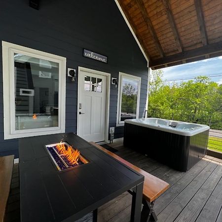 Modern Smoky Mountain Tiny House Leilighet Pigeon Forge Eksteriør bilde