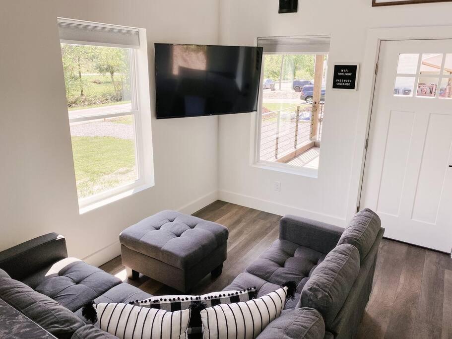 Modern Smoky Mountain Tiny House Leilighet Pigeon Forge Eksteriør bilde