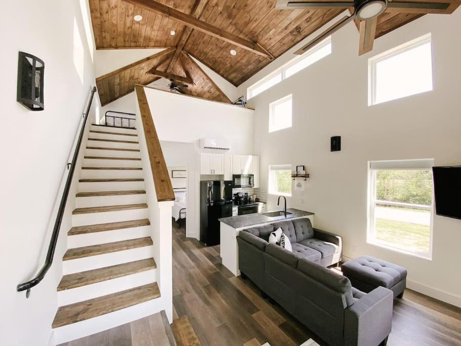 Modern Smoky Mountain Tiny House Leilighet Pigeon Forge Eksteriør bilde