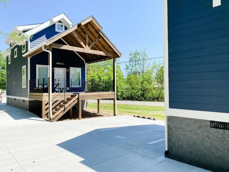 Modern Smoky Mountain Tiny House Leilighet Pigeon Forge Eksteriør bilde