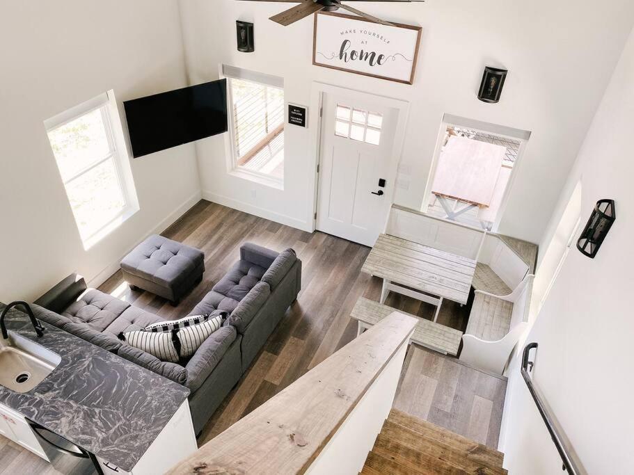 Modern Smoky Mountain Tiny House Leilighet Pigeon Forge Eksteriør bilde