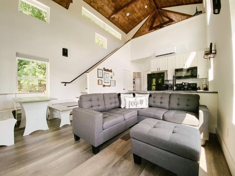 Modern Smoky Mountain Tiny House Leilighet Pigeon Forge Eksteriør bilde